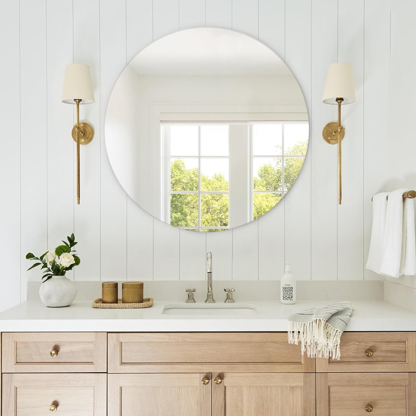 BNIB-Arcus Home LED Backlit Frameless Round Wall Mirror 26" x26"