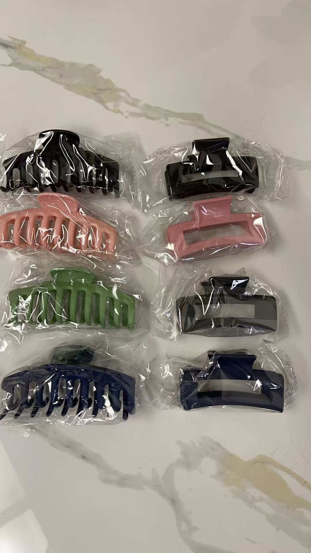 BNIB-8 Pack Large Hair Clips, Claw Clips, 4.3" Hair Clips for Women & Girls,2 Styles 4 Colors,-$10