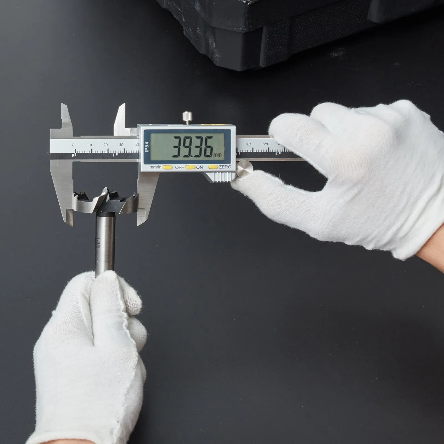 VEVOR Digital Caliper, 0-6" Calipers Measuring Tool, Electronic Micrometer Caliper