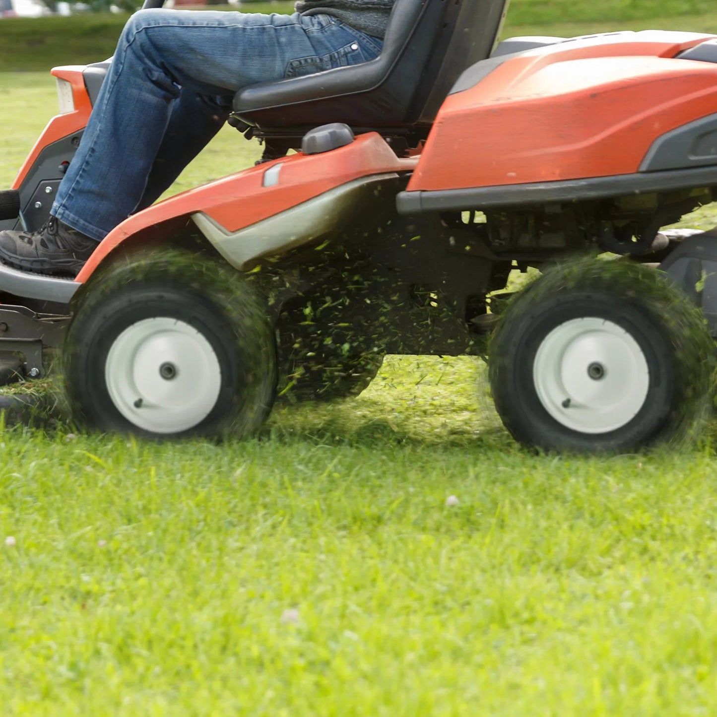 VEVOR Lawn Mower Tires with Rim, 16x6.5-8" Tubeless Tractor Tires, 2-Pack Tire and Wheel Assembly,-$100