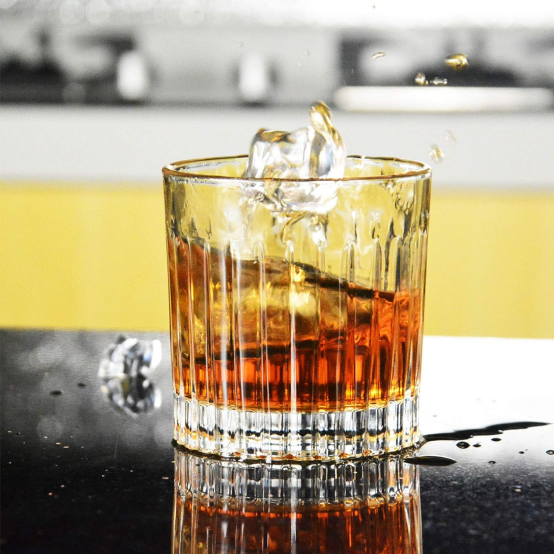 Tumblers for Drinking Bourbon, Large 8oz Lead-Free Crystal Old Fashioned Glass (250ml / Set of 4)