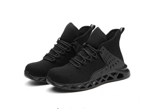 BNIB EVA non-slip steel toe work shoes, breathable and anti-puncture protective footwear, size 43 (Asia), -$70