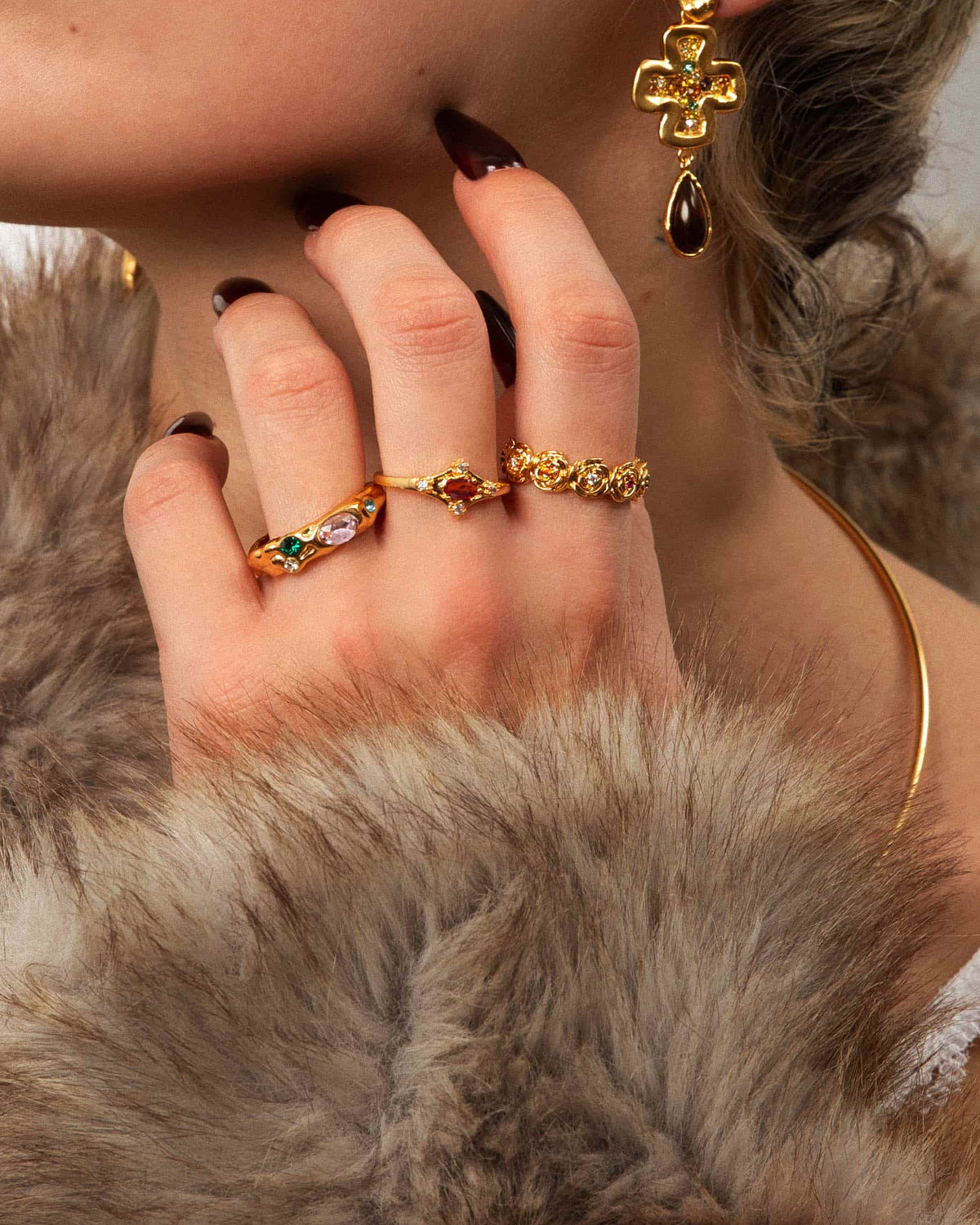 Brand New En Route Juliet Garnet Ring – Size 9 | Delicate Cubic Zirconia Accent,