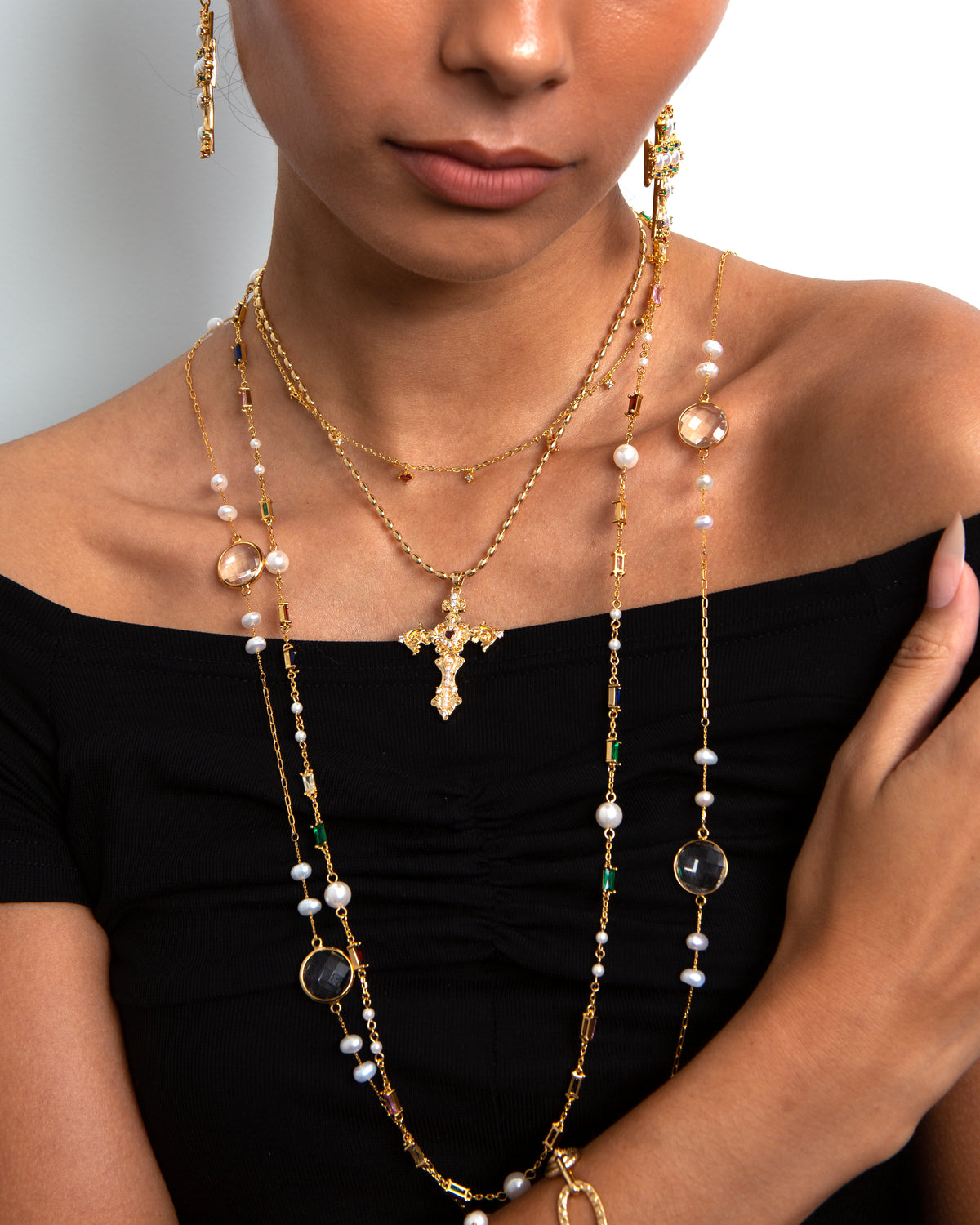 Brand New En Route Gold Aphrodite’s Song Necklace – Timeless Plated Elegance ,-$15