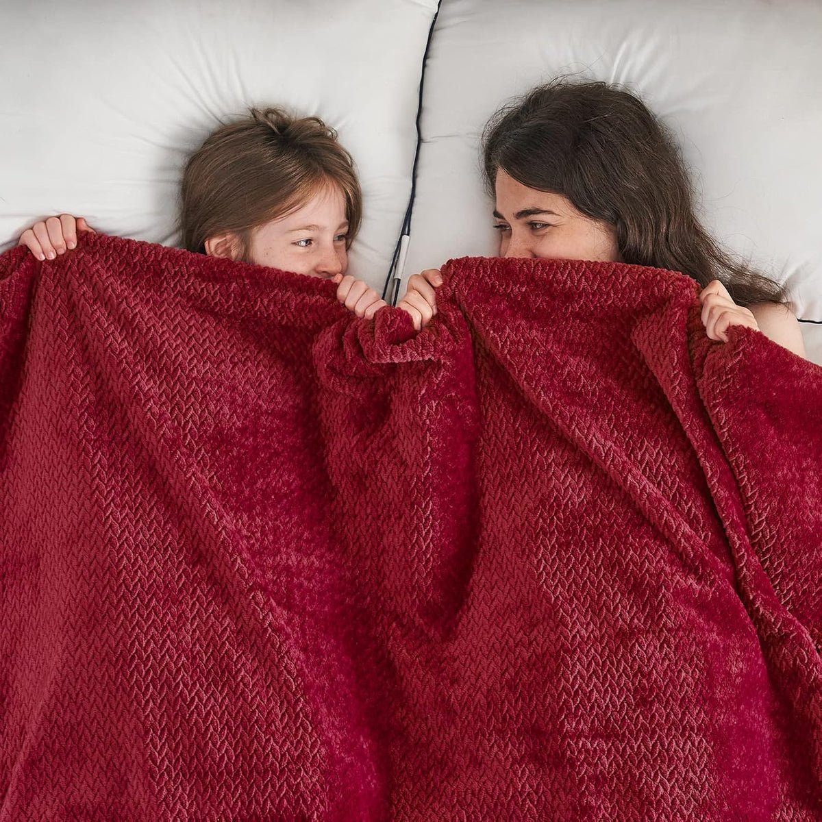 BNIB-NEWCOSPLAY Fleece Leaves Pattern Throw Blanket, Red, 50"x60" - $15