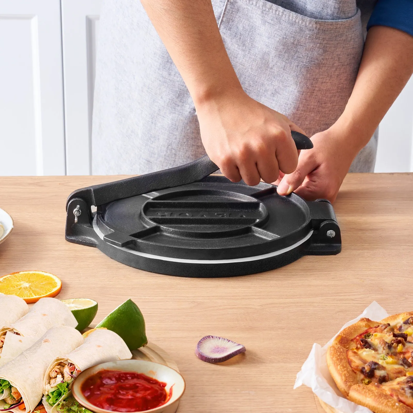 VEVOR Tortilla Press, 8 Inch Tortilla and Roti Maker, Cast Iron Heavy Duty Tortilladora Press,-$ 20
