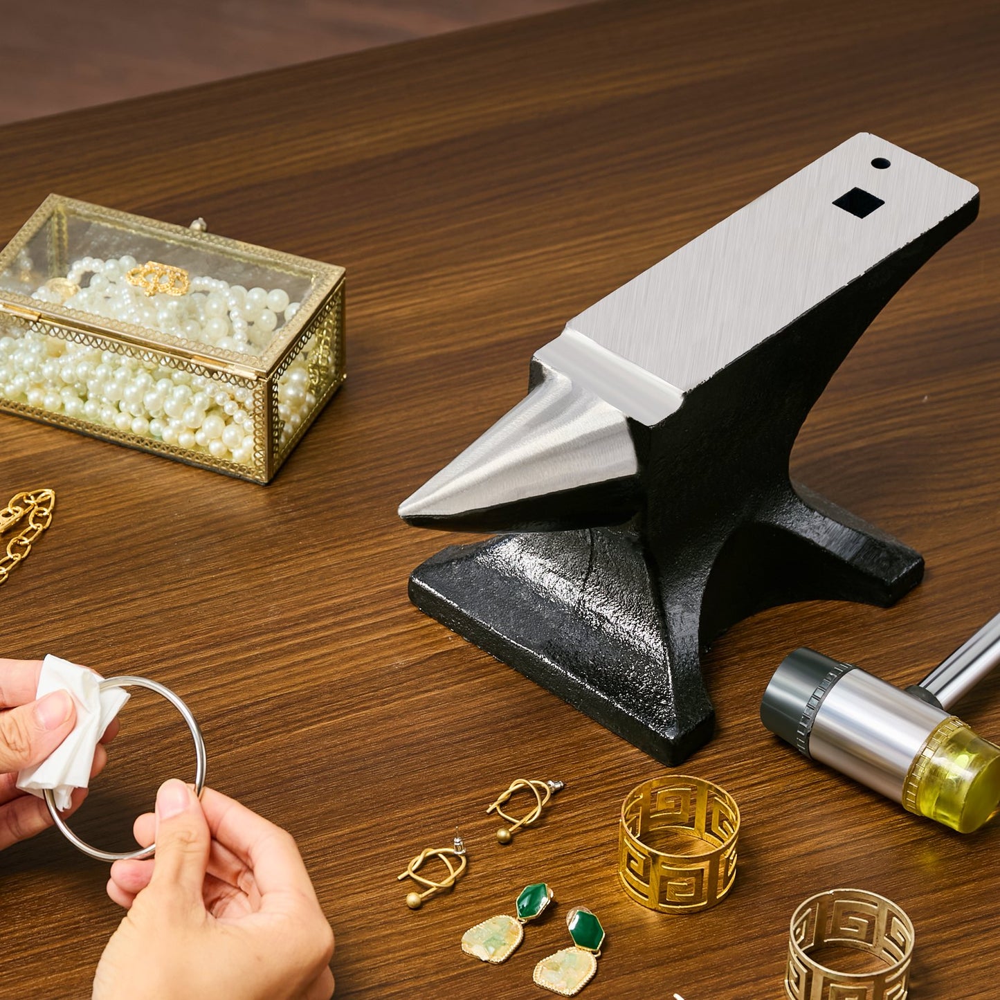 VEVOR Single Horn Anvil, 25lbs Cast Steel Anvil, High Hardness Rugged Round Horn Anvil with Stable Base,-$50