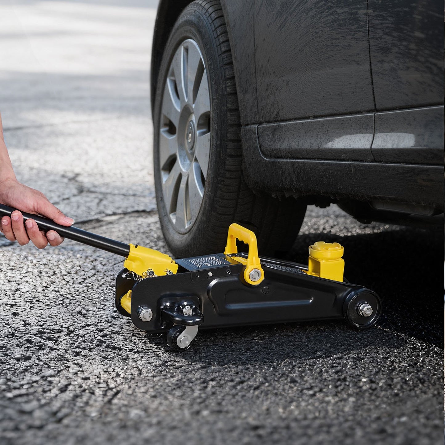 VEVOR Low Profile Floor Jack, 1.5 Ton (3300 lbs) Capacity, Steel Racing Floor Jack,-$45