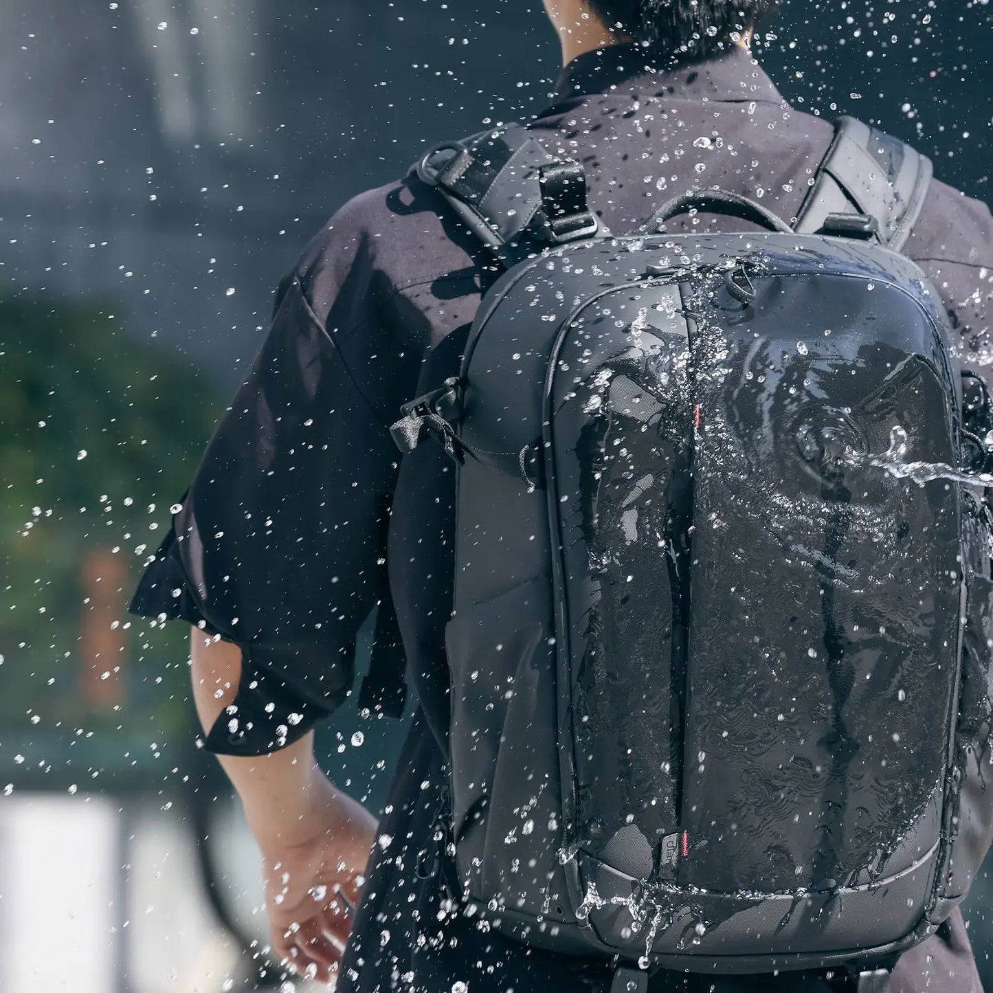 BNIB-Ulanzi BP09 22L Camera Backpack – Anti-Theft Water-Repellent DSLR Bag with Quick Access & Custom Storage